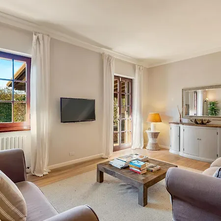 Estiva A Dei Marmi - Vivere Housing Форте-деи-Марми