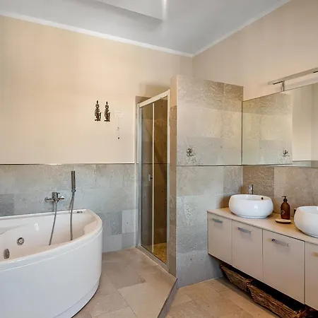 Estiva A Dei Marmi - Vivere Housing Форте-деи-Марми